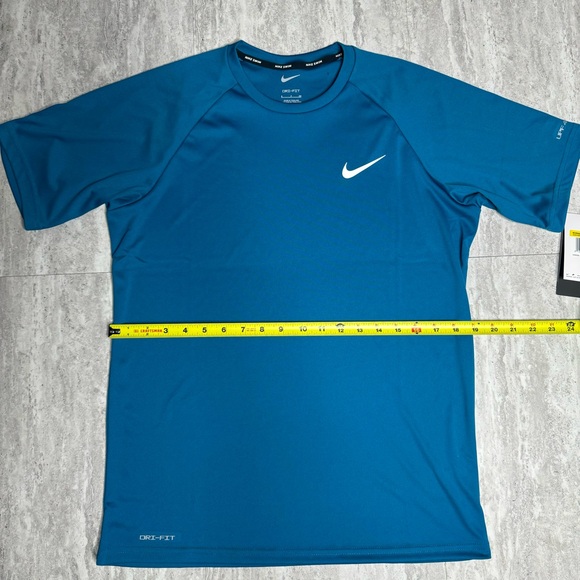 Nike Dri-FIT Shirt - Picture 10 of 10
